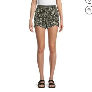 Boho floral shorts